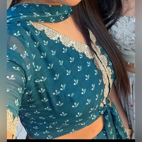 Lengha choli - Picture 2 of 3